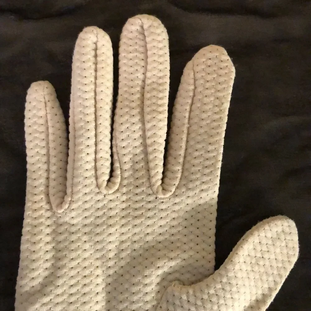 Vintage Off White Knit Ladies/Girls Gloves Small